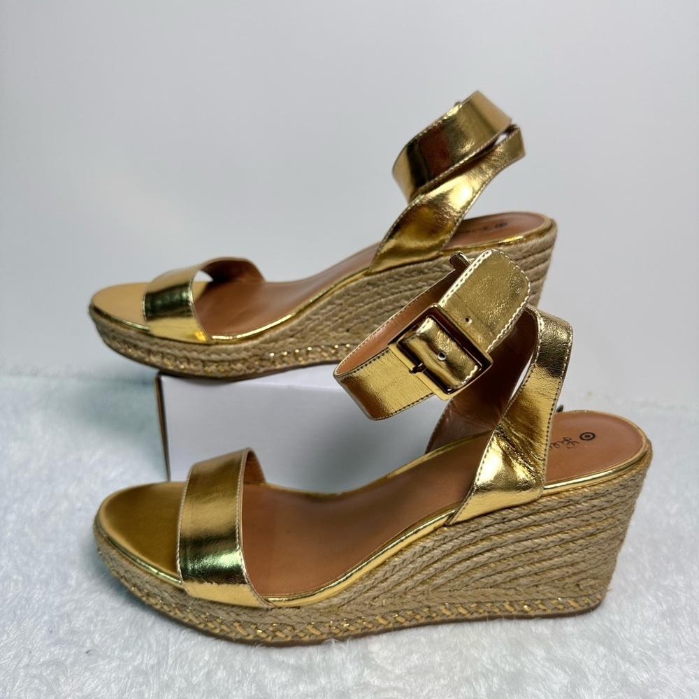 Lilly Pulitzer Gold Espadrille Wedges with Ankle Strap 🌴🍹 - Picture 5 of 12
